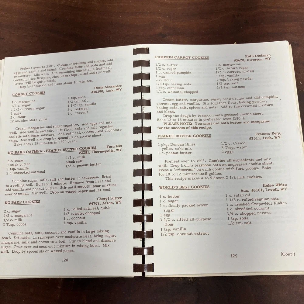 VTG VFW Ladies Auxiliary Wyoming Regional Cookbook 1990 Centennial Edition Comb